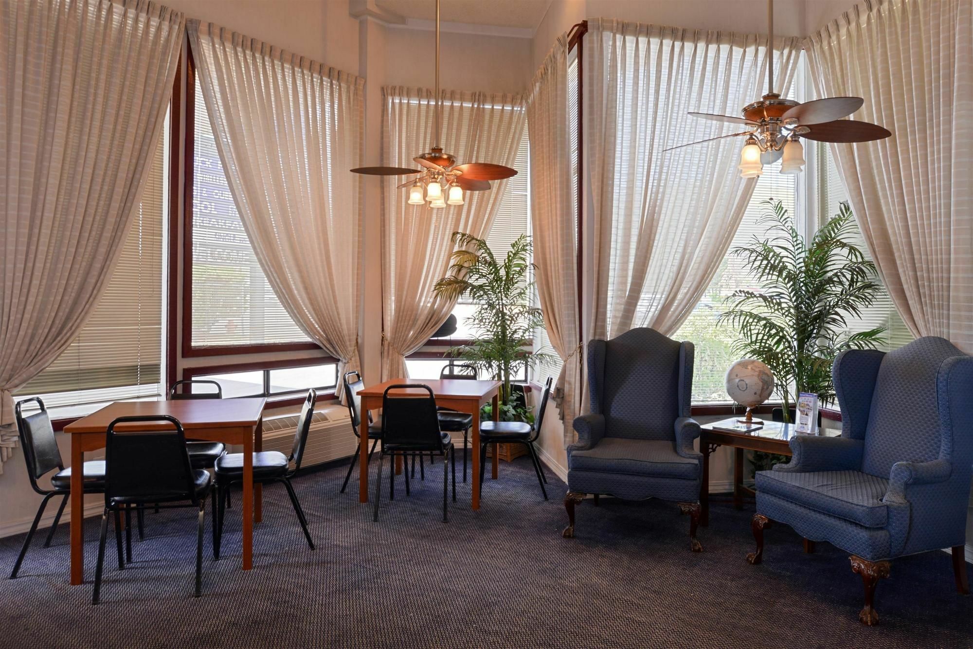 Americas Best Value Inn - Carson City Ngoại thất bức ảnh